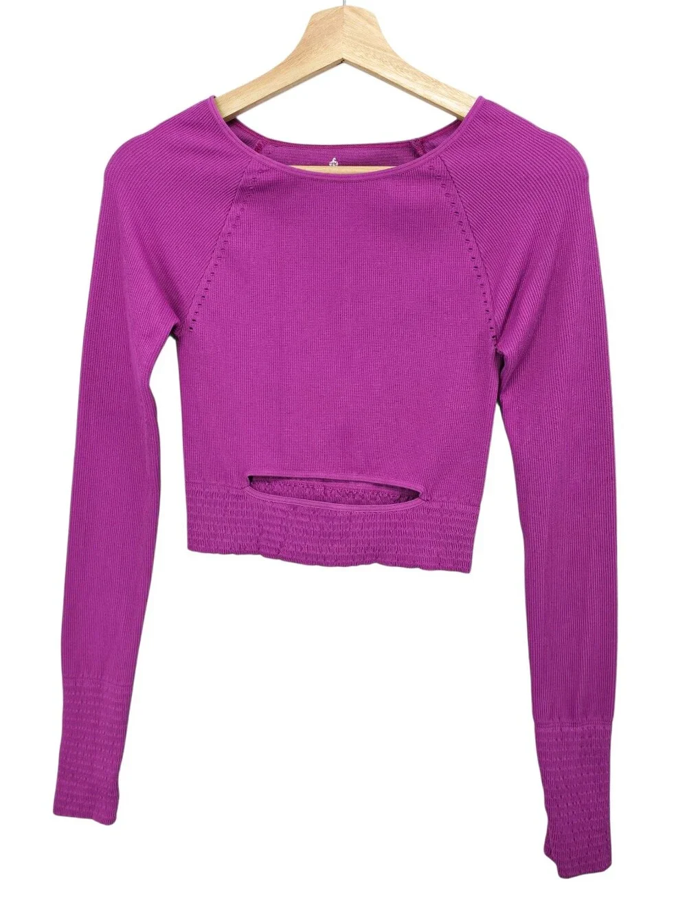Free People Movement Cut It Out Top M/L Magenta Ribbed Crop Thumbhole USA - Picture 3 of 11
